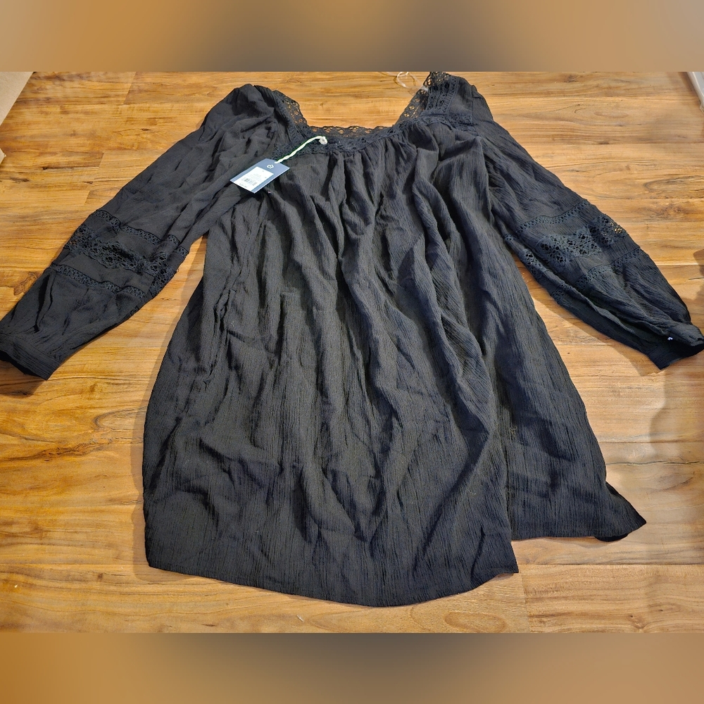 Large black dress